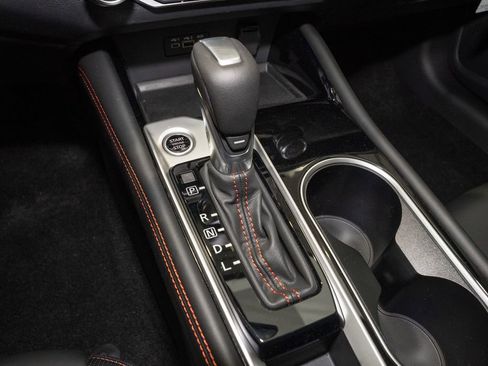 New 2025 Nissan Altima 2.5 SR image 11