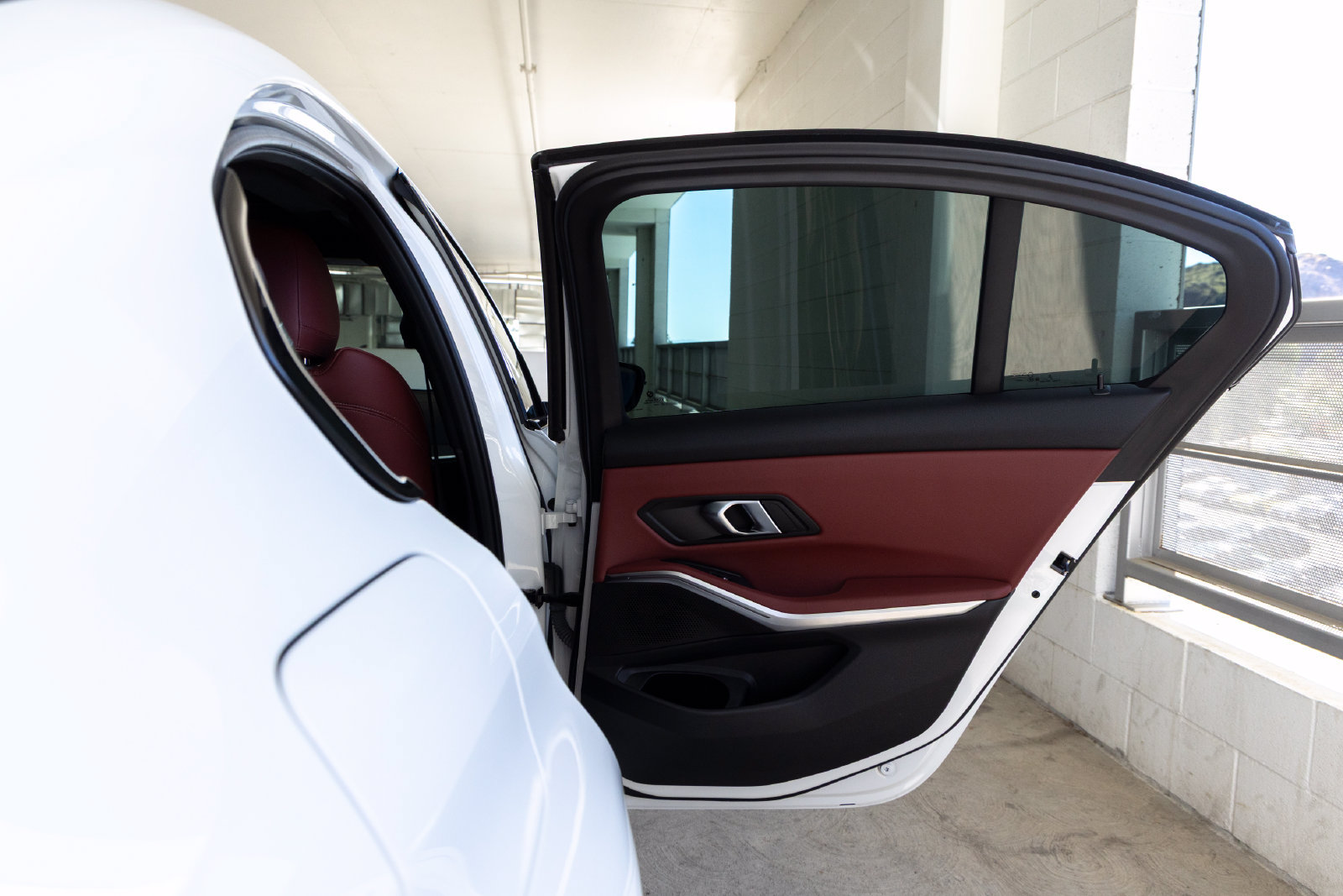 Certified 2024 BMW 330i Sedan w/ M Sport Package RWD image 22