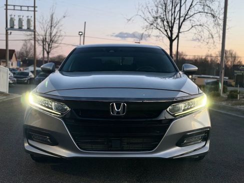 Used 2020 Honda Accord Sport image 9