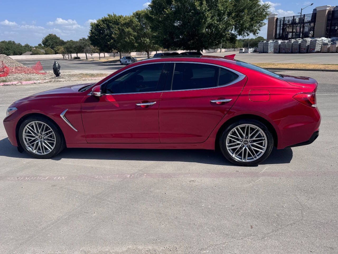Used 2021 Genesis G70 2.0T w/ Elite Package RWD image 8