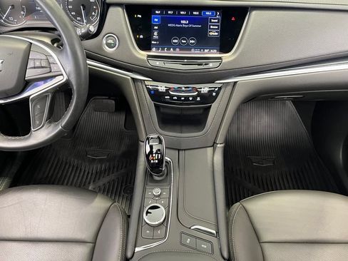 Used 2024 Cadillac XT5 Premium Luxury AWD/4WD image 32