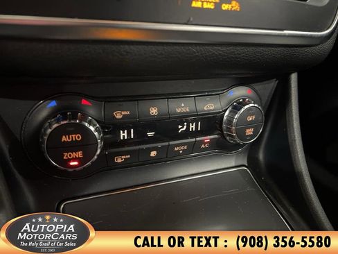 Used 2018 Mercedes-Benz CLA 250 image 26