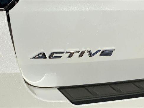 New 2026 Ford Explorer Active w/ Active Comfort Package image 15