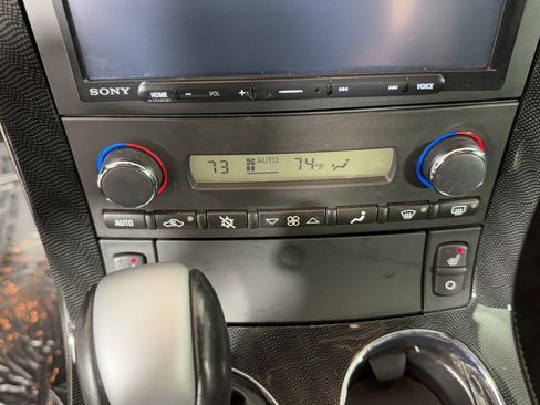 Used 2013 Chevrolet Corvette Convertible w/ 3LT Preferred Equipment Group image 21