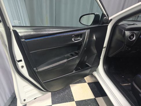 Used 2017 Toyota Corolla SE w/ Carpet Mat Package (TMS) image 17