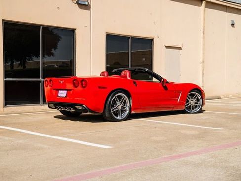 Used 2005 Chevrolet Corvette Convertible image 22