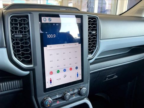 Used 2024 Ford Ranger XL image 36