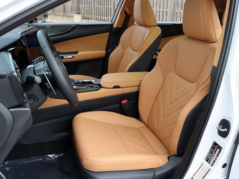 New 2026 Lexus NX 450h+ 450h+ Luxury w/ Accessory Package (2T) image 11