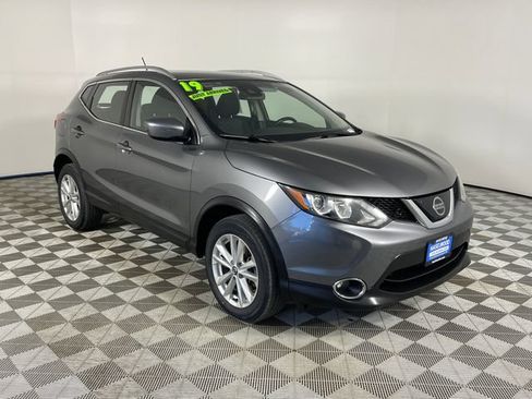 Used 2019 Nissan Rogue Sport SV w/ All-Weather Package AWD/4WD image 19