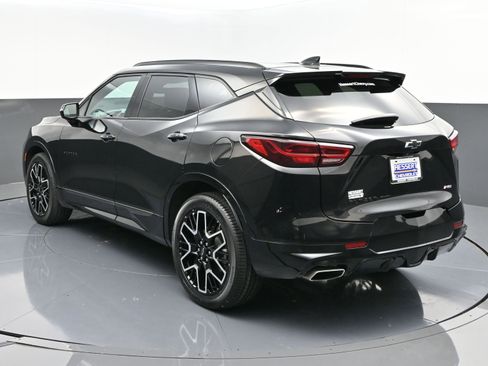 Certified 2023 Chevrolet Blazer RS w/ Driver Confidence II Package image 7