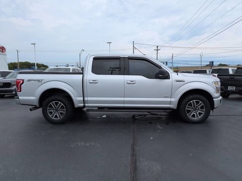 Used 2016 Ford F150 XLT w/ Equipment Group 302A Luxury AWD/4WD image 6