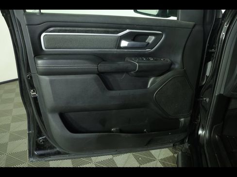 Used 2022 RAM 1500 Big Horn AWD/4WD image 16