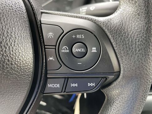 Used 2024 Toyota Corolla LE image 33