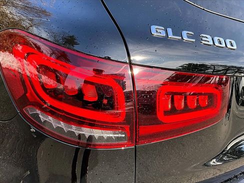 Certified 2022 Mercedes-Benz GLC 300 4MATIC image 31