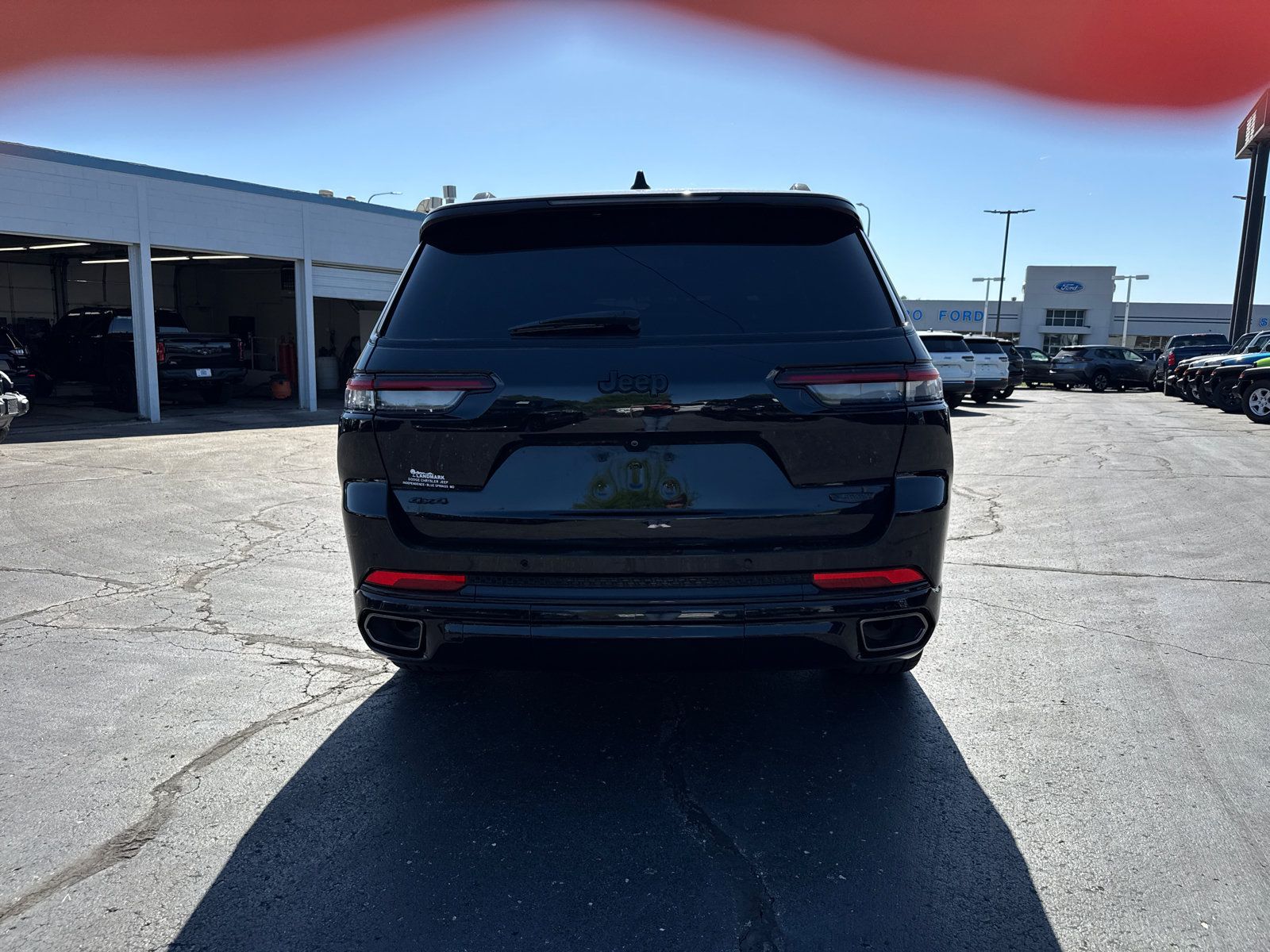 Used 2024 Jeep Grand Cherokee L Summit AWD/4WD image 4