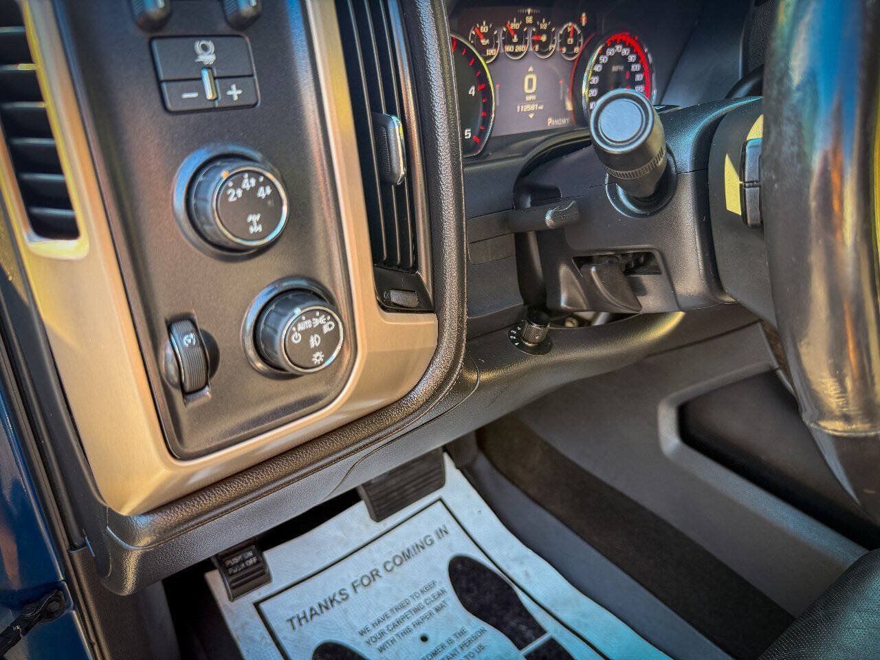 Used 2015 GMC Sierra 2500 Denali w/ Duramax Plus Package AWD/4WD image 21