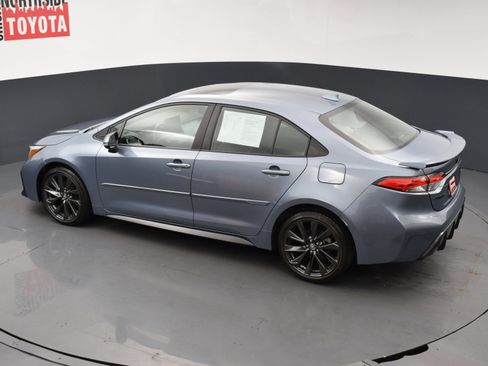 Used 2024 Toyota Corolla SE w/ SE Premium Package FWD image 20