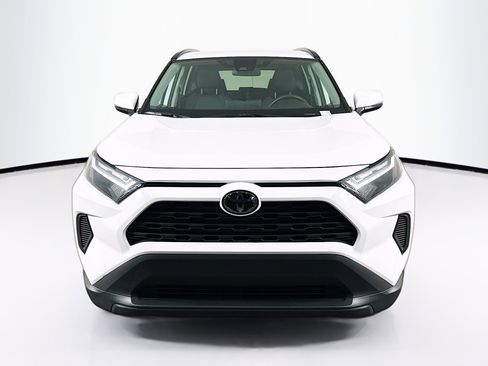 Used 2024 Toyota RAV4 XLE image 2