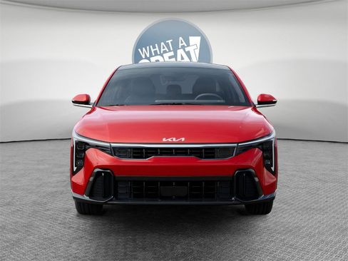 New 2025 Kia K4 GT-Line image 2
