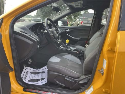 Used 2015 Ford Focus ST FWD image 16