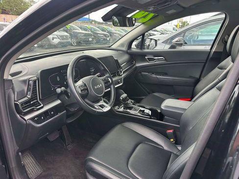 Used 2024 Kia Sportage EX AWD/4WD image 15