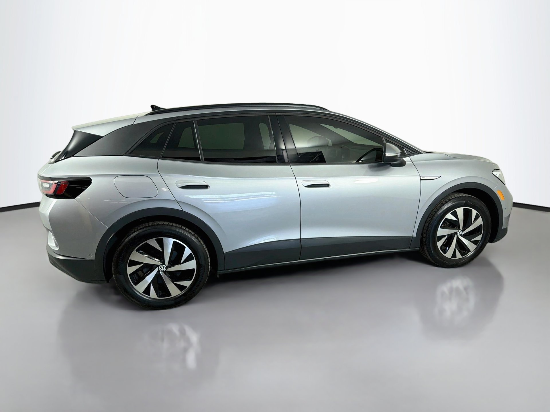 Certified 2025 Volkswagen ID.4 Pro RWD image 4