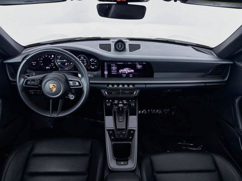Certified 2020 Porsche 911 Carrera 4S AWD/4WD image 17