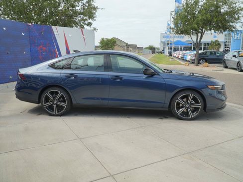 New 2026 Honda Accord SE image 4