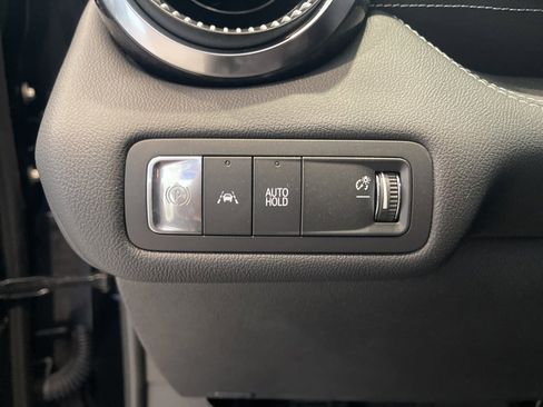 New 2025 Chevrolet Blazer EV LT image 18