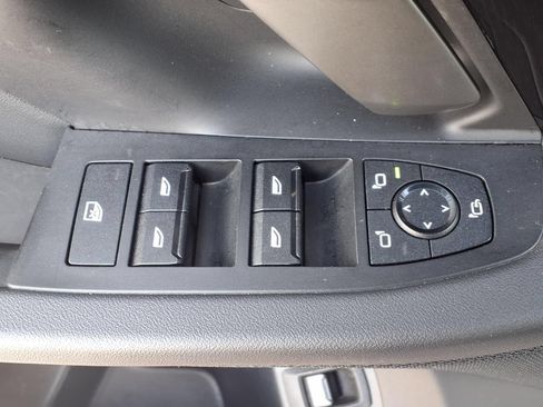 Used 2024 BMW 530i RWD image 9