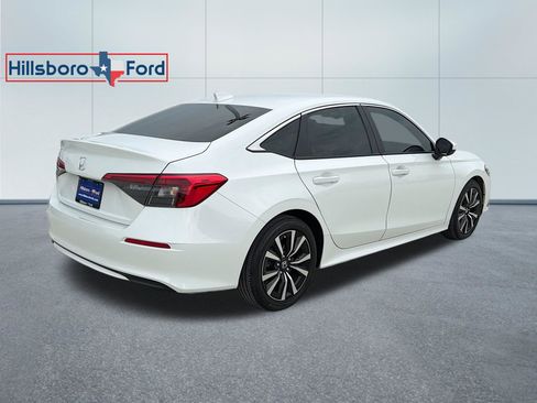 Used 2024 Honda Civic EX image 5