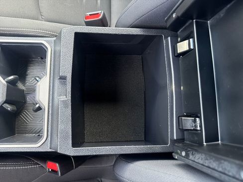 Used 2024 Toyota Tacoma TRD Sport w/ TRD Sport Upgrade Package image 25