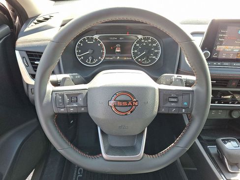 Used 2025 Nissan Rogue Rock Creek image 19