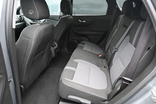 Used 2025 Chevrolet Blazer LT FWD image 14
