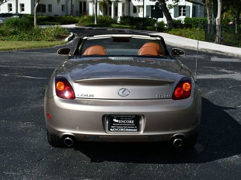Used 2005 Lexus SC 430 Convertible image 37