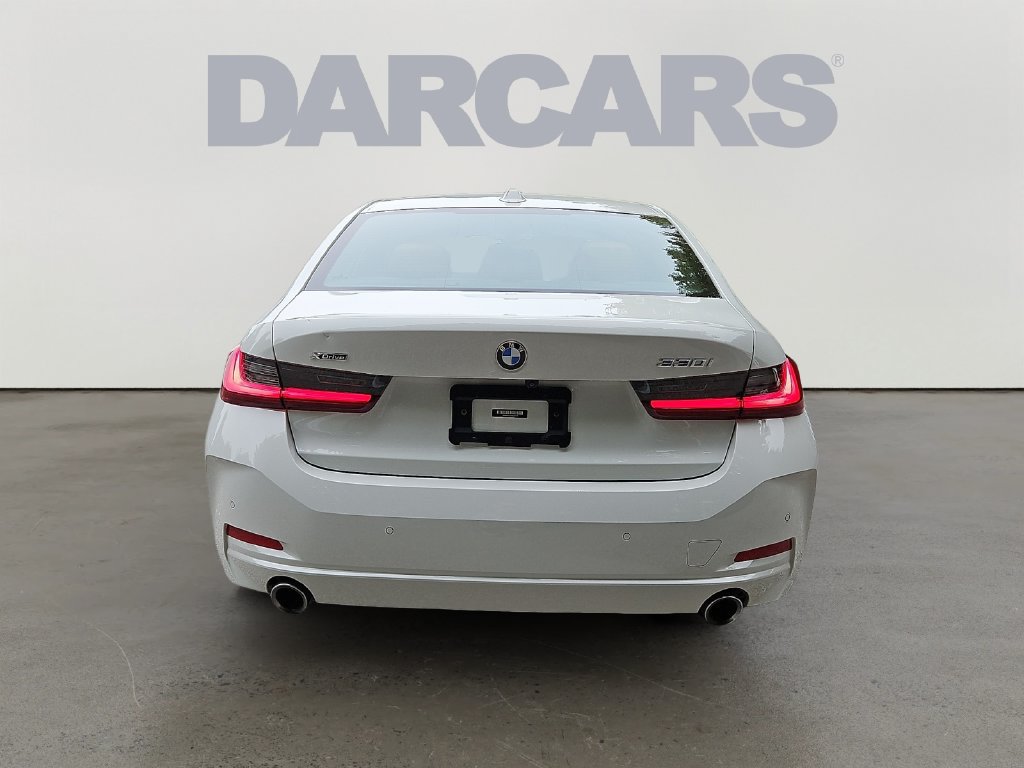 Used 2023 BMW 330i xDrive Sedan w/ Driving Assistance Package AWD/4WD image 5