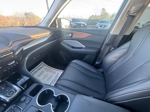Used 2022 Acura MDX SH-AWD image 34