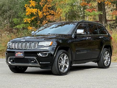 Used 2020 Jeep Grand Cherokee Overland image 6