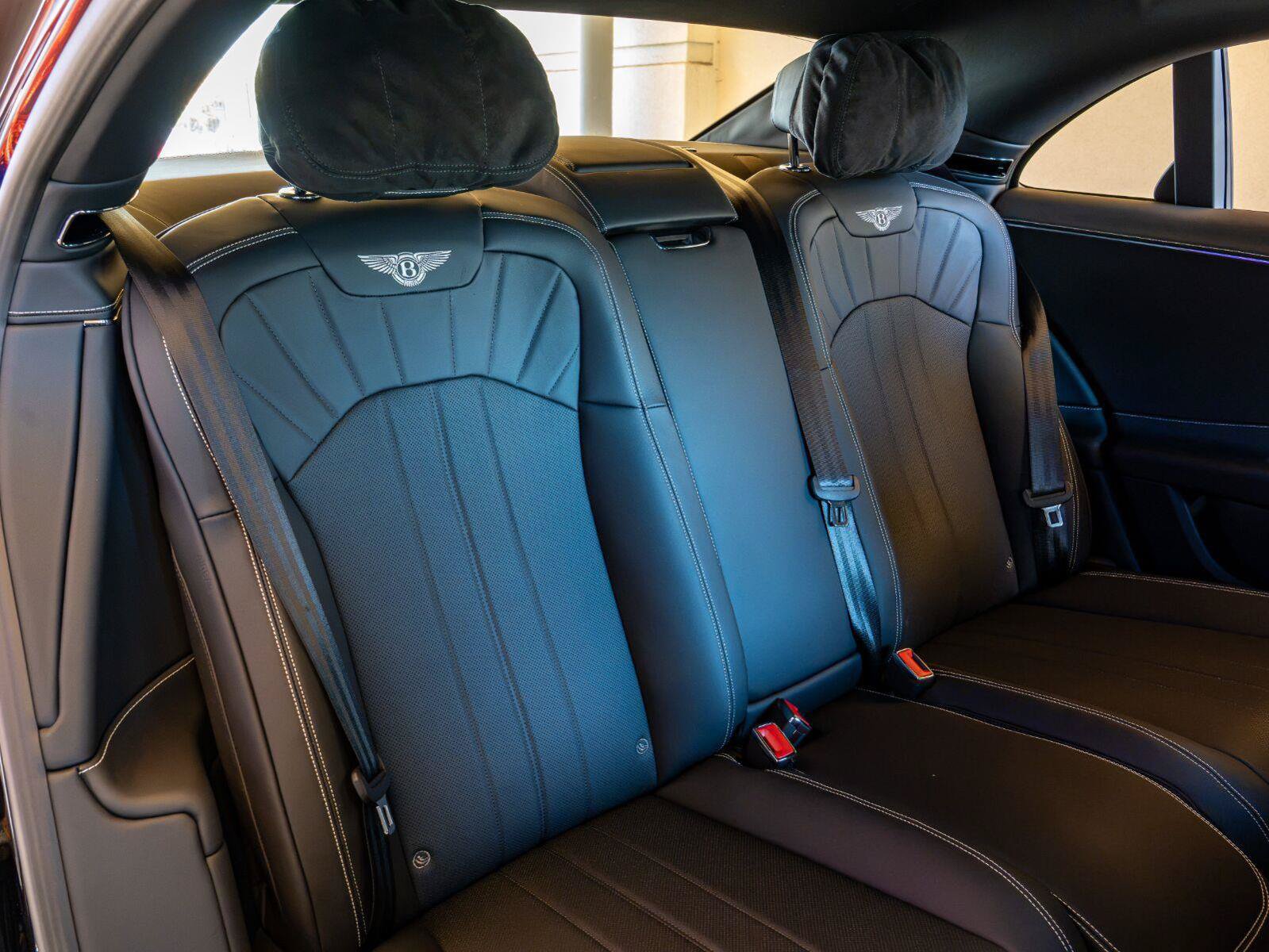 Used 2024 Bentley Flying Spur Azure AWD/4WD image 29