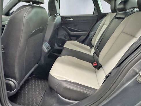 Used 2019 Volkswagen Jetta R-Line w/ R-Line Cold Weather Package FWD image 22