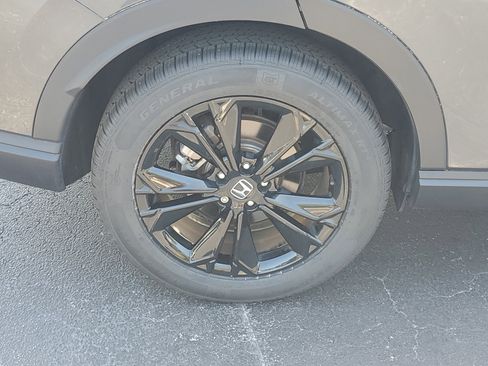 Used 2023 Honda CR-V Sport Touring image 8