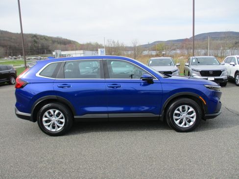 Certified 2023 Honda CR-V LX image 4