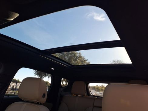 Used 2021 Chevrolet Blazer Premier w/ Driver Confidence II Package image 11