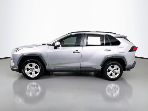 Used 2020 Toyota RAV4 XLE AWD/4WD image 9