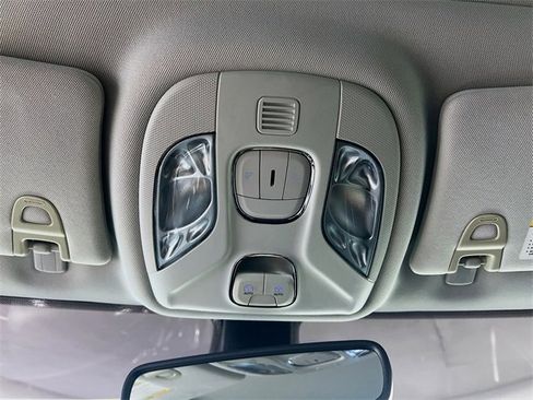 Used 2020 Jeep Compass Limited w/ Safety & Security Group image 19