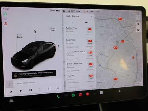 Used 2021 Tesla Model Y Long Range image 35