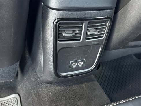 Used 2021 Chrysler 300 S image 11