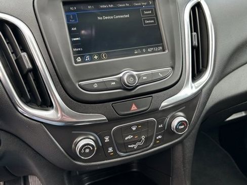 Used 2019 Chevrolet Equinox LT image 15