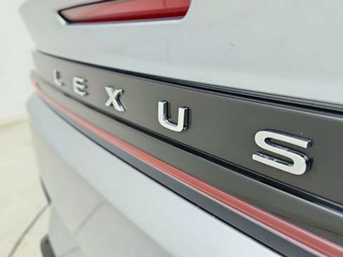 Used 2025 Lexus RZ 300e w/ Cold Area Package image 16