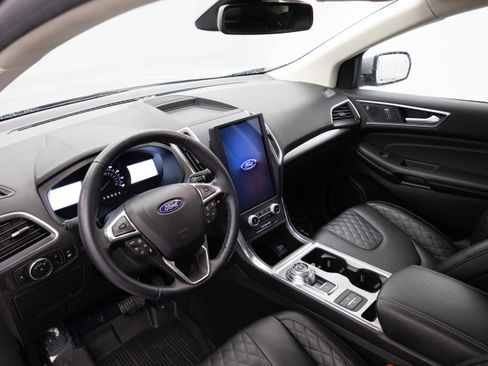 Used 2023 Ford Edge Titanium image 20